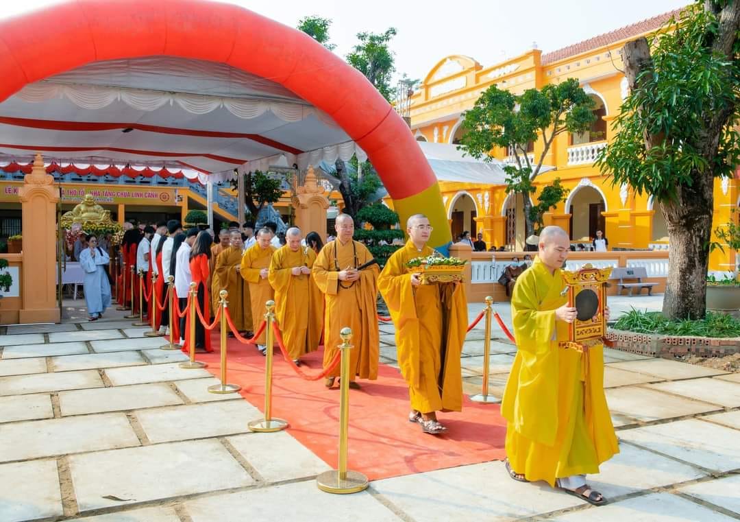 Tiệc cưới được tổ chức bởi công ty thương mại và dịch vụ Tân Việt