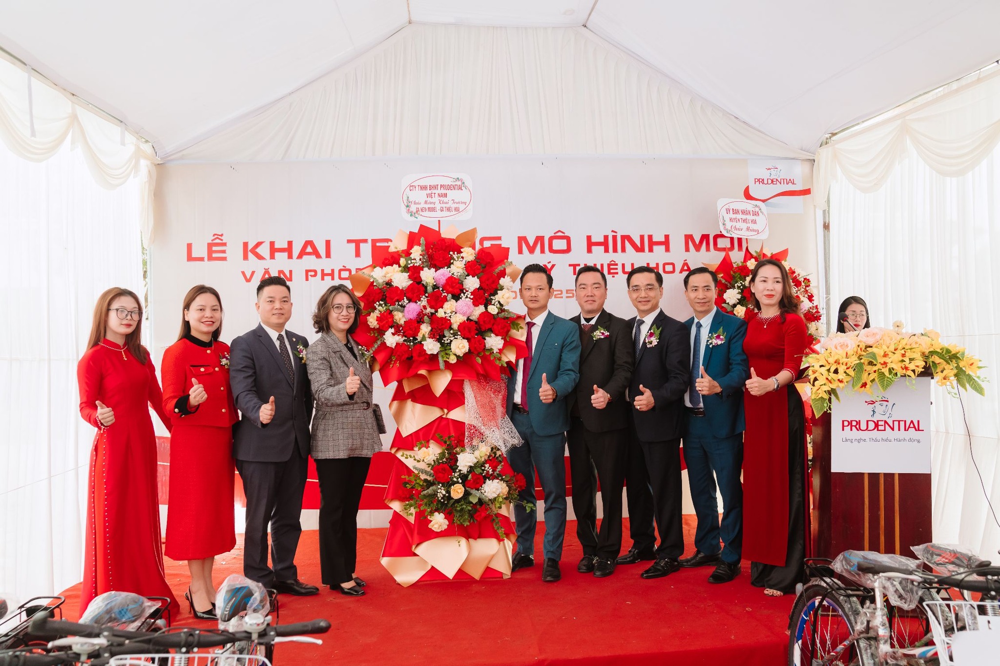 Prudential khai trương Văn phòng Tổng đại lý theo mô hình mới tại huyện Thiệu Hóa.